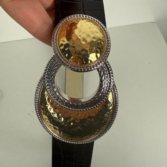 CHICO'S Black Leather Belt Hammered Silver Gold Tone Buckle Adjustable Sz M/L - Picture 4 of 4